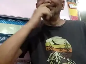 Chaturbate Live Sex Cam of sweetcuervo