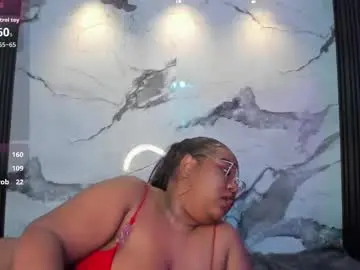 Chaturbate Free Porn Cam of darnellqueen
