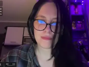 Chaturbate Live Sex Cam of iakheoeyo