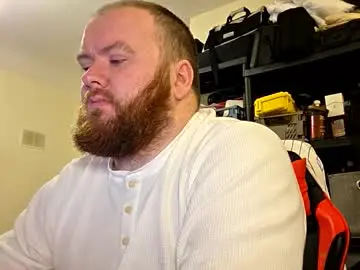 Chaturbate Free Porn Cam of irishdaddy24