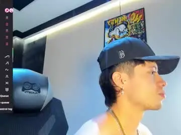 Chaturbate Free Porn Cam of marcuscollins1_