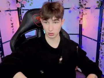 Chaturbate Adult Video Chat of maxwellchiik