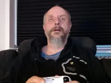 Chaturbate Watch Live Sex Cams of hardmrlazy