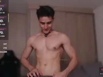 Chaturbate Best live sex cam show of thomklein