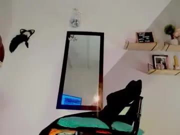 Chaturbate Nude Webcam of ambar_fitness88