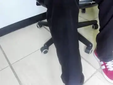 Chaturbate Live Sex of ariies13