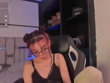 Chaturbate Nude Webcam of cleowhite_