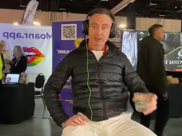 Chaturbate Live Porn of donnybasilisk