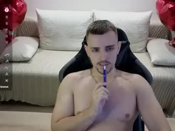 Chaturbate Adult Video Chat of larstar01