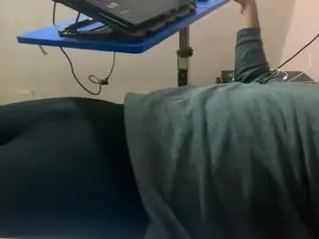 aaryan_sexoo from chaturbate