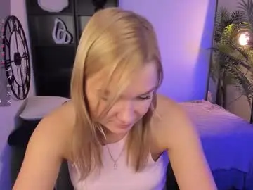 Chaturbate Free Live Porn of bella_cosmos