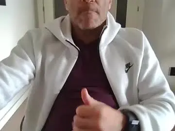 Chaturbate Sex Cam of kermitgp3