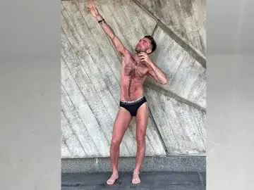 Chaturbate Adult Webcams of mikhaaaeel