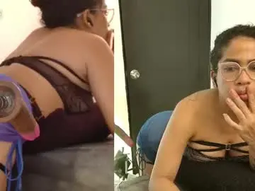 Chaturbate Watch Live Sex Cams of sara_velez_40