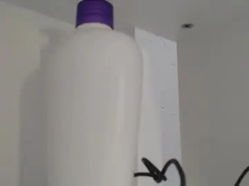 aileenibars02 from chaturbate