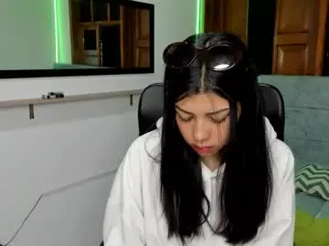 Chaturbate Live Sex Cam of aysha_winxx