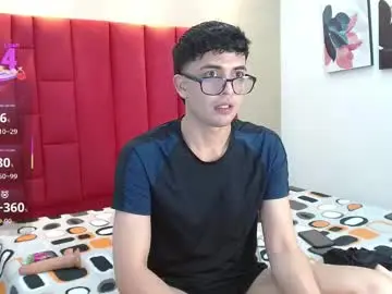 Chaturbate Adult Video Chat of cady_hot