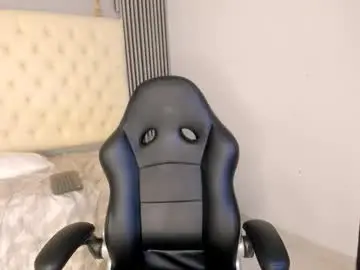 Chaturbate Adult Webcams of luna_and_banji