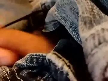 hardandhorny422 from chaturbate