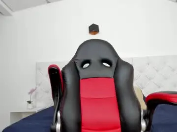 ariel_villa_ from chaturbate