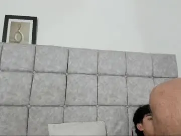 Chaturbate Best live sex cam show of laura_and_kevin