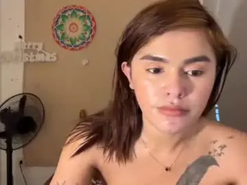 Chaturbate Live Sex Cam of slutty_lavinia