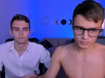 Chaturbate Free Live Porn of astren_villo