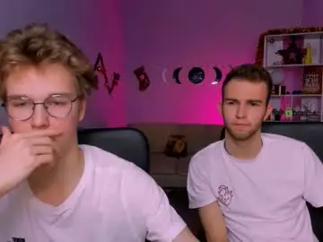 Chaturbate Live Sex of astren_villo