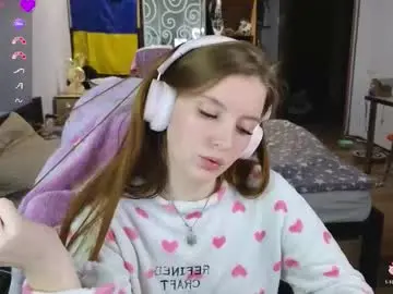 playful_mary from chaturbate