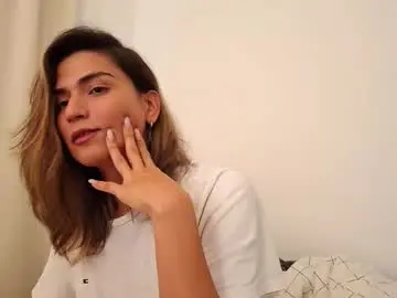 Chaturbate Live Sex Cam of skyamber8v2