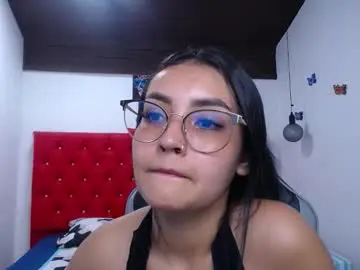 Chaturbate Live Porn of sofiaasexy19