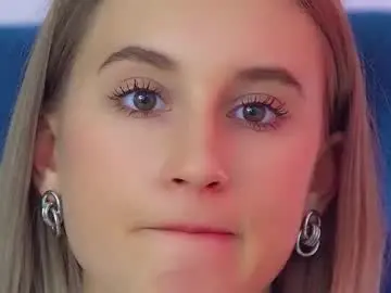 Chaturbate Live Sex Cam of victoriahopson