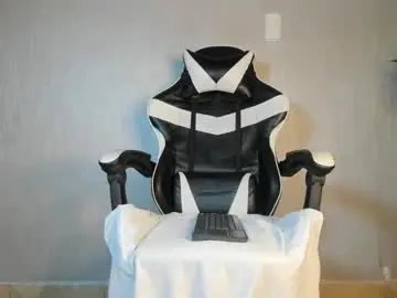 Chaturbate Live Sex Cam of brand_collins