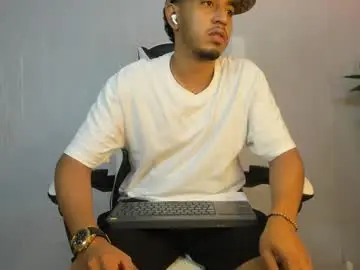 Chaturbate Nude Webcam of brand_collins