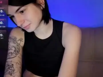 Chaturbate Live Sex Cam of lololozhechka