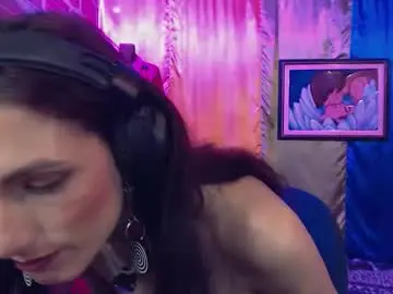Chaturbate Live Porn of moira_hot