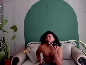 Chaturbate Nude Webcam of noah_jones__