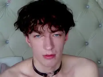 Chaturbate Live Sex Cam of trevorbenson