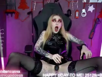 Chaturbate Sex Cam of amywhitenessxx