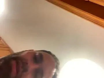 Chaturbate Nude Webcam of dilfofthenextdoor42