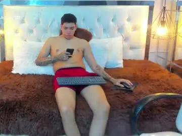 Chaturbate Live Sex of drake_miller7