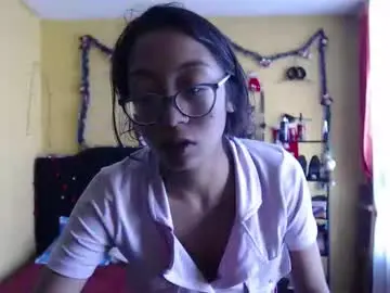 Chaturbate Live Sex Cam of violetsexhot999