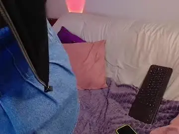 Chaturbate Live Sex Cam of _sensualkitten_