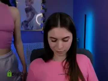 Chaturbate Live Sex of flora_ri