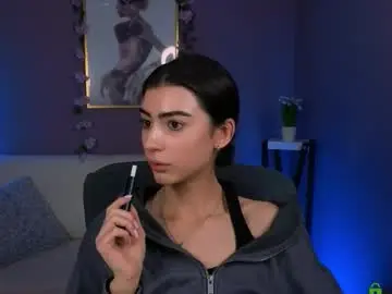 Chaturbate Live Sex of flora_ri