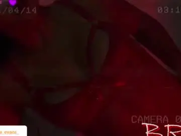 Chaturbate Sex Chat of nahiara_evans_