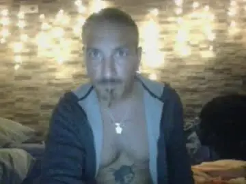 Chaturbate Sex Chat of alexdelarge23