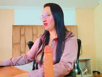 Chaturbate Sex Chat of charlotteschmidtt