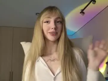 lunainnk from chaturbate