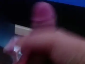 Chaturbate Adult Video Chat of wellingtont